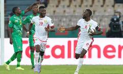 Soi kèo phạt góc Guinea vs Gambia, 23h ngày 24/1