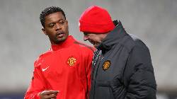 Patrice Evra: 'Câu nói của Sir Alex đã khiến tôi chọn M.U thay vì Liverpool' Patrice Evra: 'Câu nói của Sir Alex đã khiến tôi chọn M.U thay vì Liverpool'