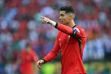 Ronaldo trở thành Vua kiến tạo trong lịch sử Euro 