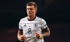 Toni Kroos mang hung tin cho Real Madrid