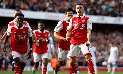 Chỉ cách đua vô địch, Arsenal được khuyên mua chân gỗ của Chelsea Chỉ cách đua vô địch, Arsenal được khuyên mua chân gỗ của Chelsea