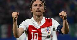 Luka Modric lập kỷ lục trong ngày buồn của Croatia