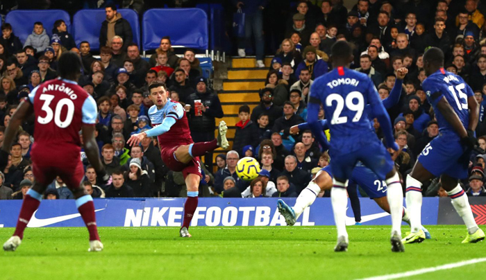 Chelsea vs Aston Villa (2h30 5/12): Màu Xanh nhạt nhẽo?