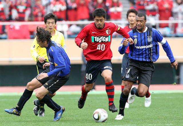 Gamba Osaka vs Kashima Antlers, 17h ngày 3/10: Tự tin trên sân khách