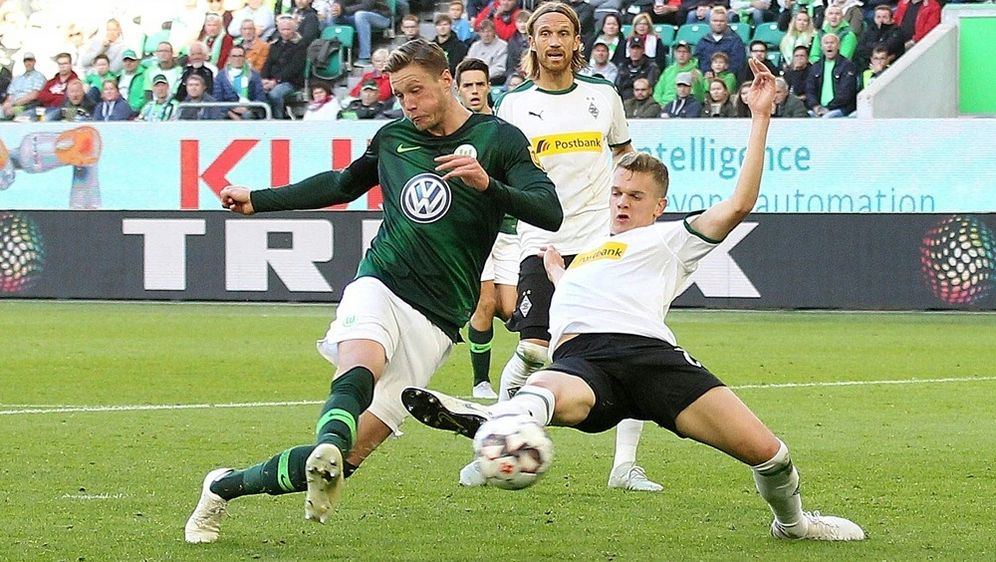 Mgladbach vs Wolfsburg (1h30 18/10): Khó phân định thắng thua