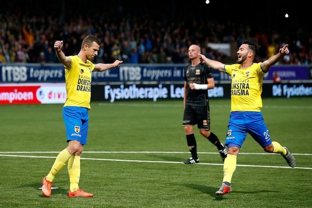 Helmond Sport vs Cambuur, 2h ngày 7/10: Chen chân vào top 2