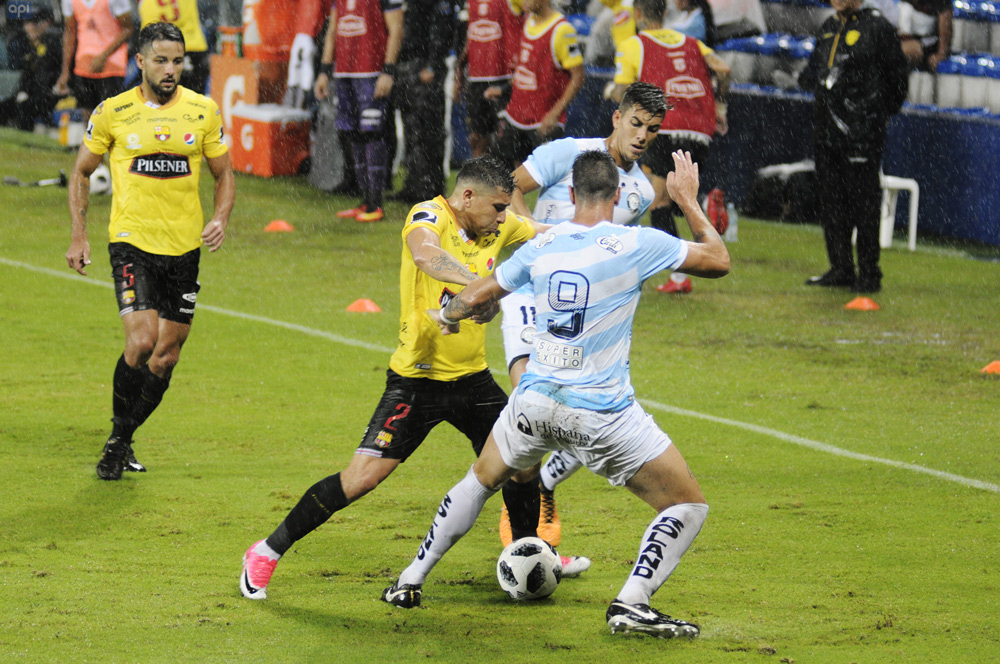 Guayaquil City vs LDU Quito, 8h00 ngày 22/11: Điểm tựa Betancourt