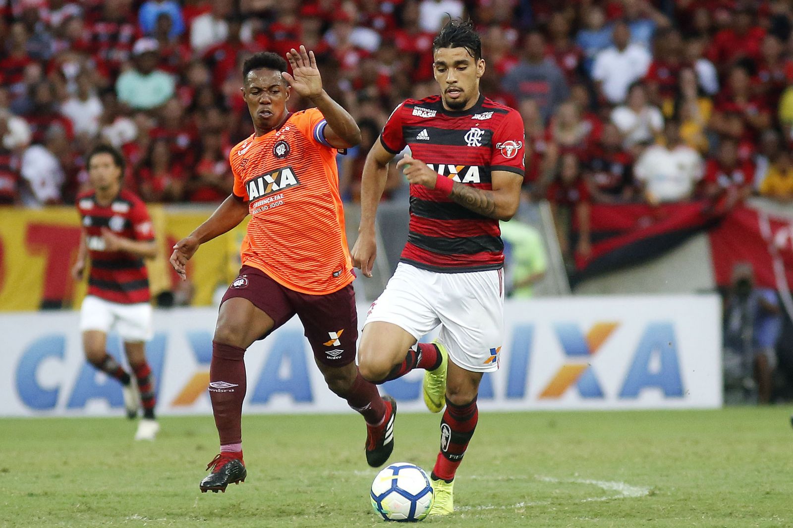 Flamengo vs Athletico PR, 7h30 ngày 5/11: Thêm một chiến thắng