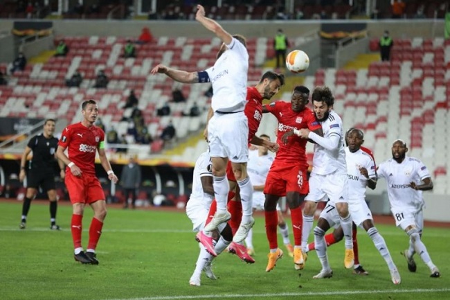 Qarabag vs Sivasspor, 0h55 ngày 27/11: Nợ khó đòi