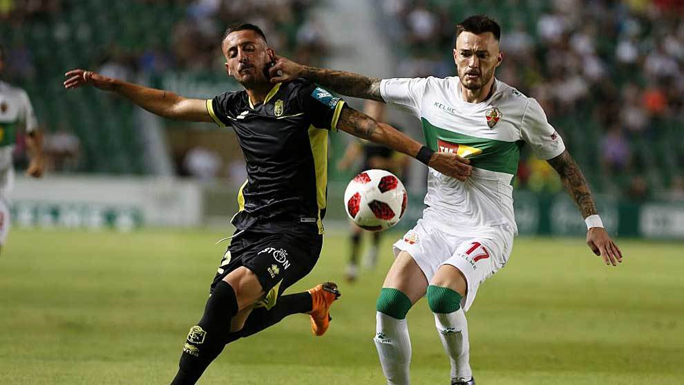 Elche vs Granada (0h30 14/12): Tân binh có điểm