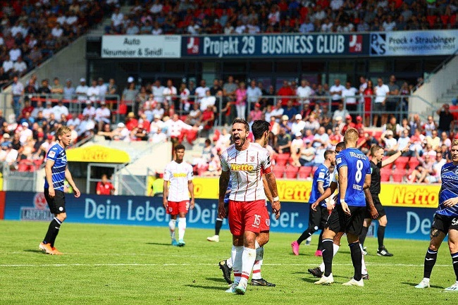 Wehen Wiesbaden vs Jahn Regensburg, 2h45 ngày 24/12: Không dễ