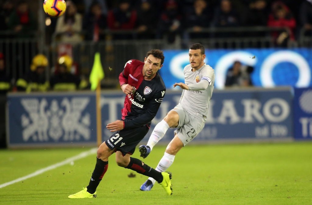 AS Roma vs Cagliari (2h45 24/12): Ba điểm nhọc nhằn