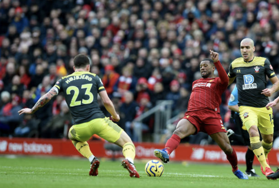 Liverpool 4-0 Southampton: Salah lập cú đúp và kẻ huỷ diệt chưa chịu ngừng
