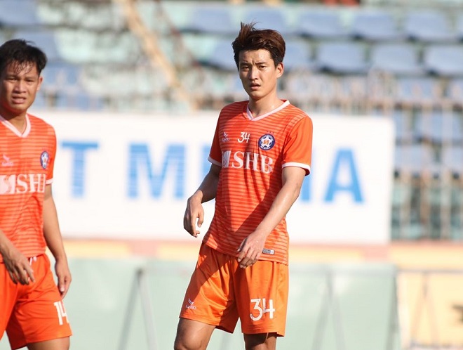 Chuyển nhượng V.League 18/2: Lee Nguyễn có hành động bất ngờ trước tin đồn về TP.HCM