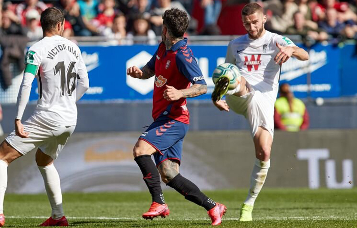 Osasuna 0-3 Granada: Hết sợ sân khách