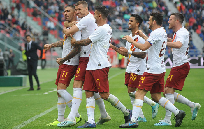 AS Roma vs Bologna (2h45 8/2): Khó phân cao thấp