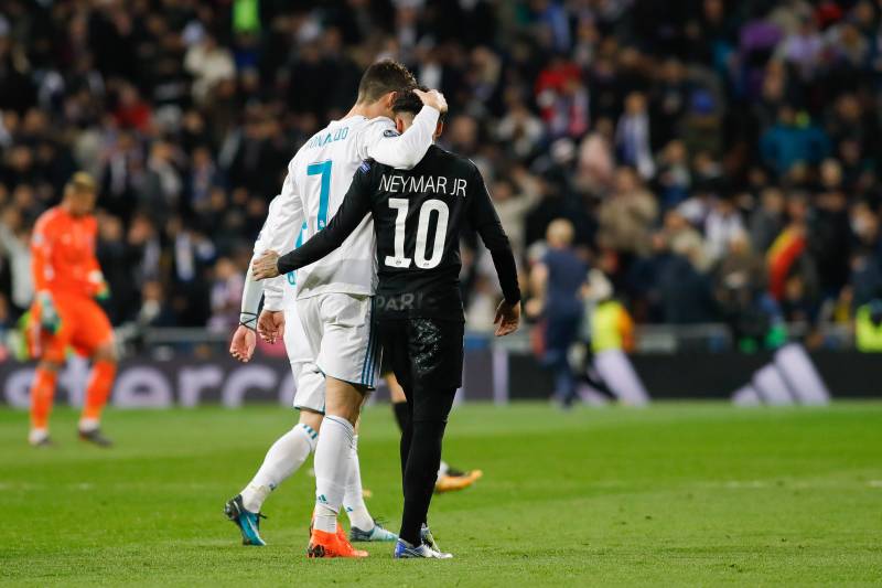 PSG nhằm nhe cướp Ronaldo khỏi tay Juventus để thay thế Neymar