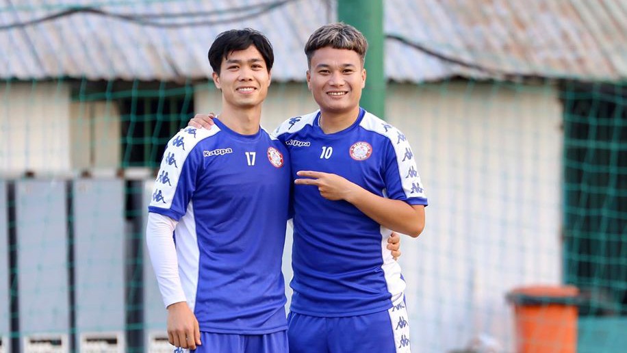 Tin bóng đá Việt Nam 4/4: Văn Hậu vùi dập Lee Nguyễn không thương tiếc