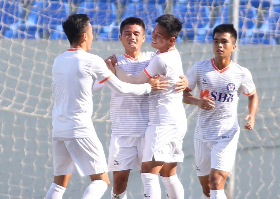 Nguyễn Phi Hoàng - cầu thủ trẻ nhất lịch sử V-League là ai?