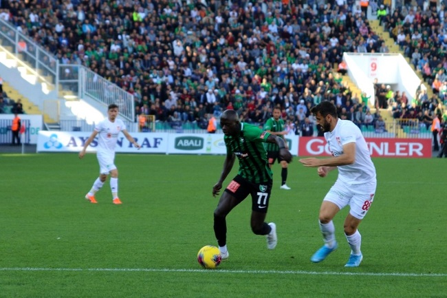 Sivasspor vs Denizlispor, 1h00 ngày 16/6: Tìm lại phong độ