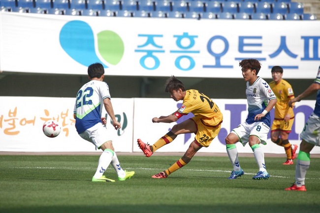 Jeonbuk Hyundai vs Gwangju, 16h00 ngày 21/6: Thử thách cho tân binh