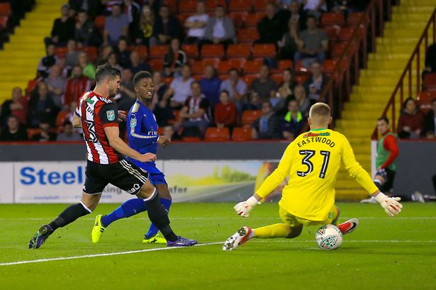 Leicester vs Sheffield United (0h 17/7): Khắc tinh của Top 6