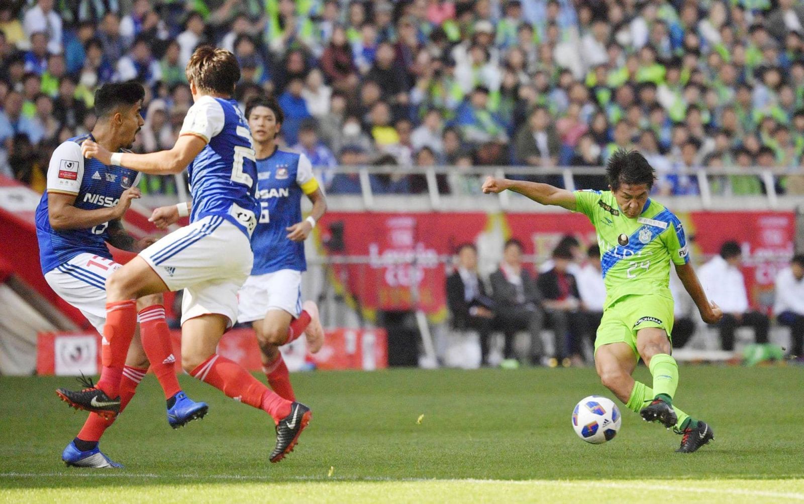 Yokohama FC vs Shonan Bellmare, 16h ngày 15/8: Xin điểm tân binh