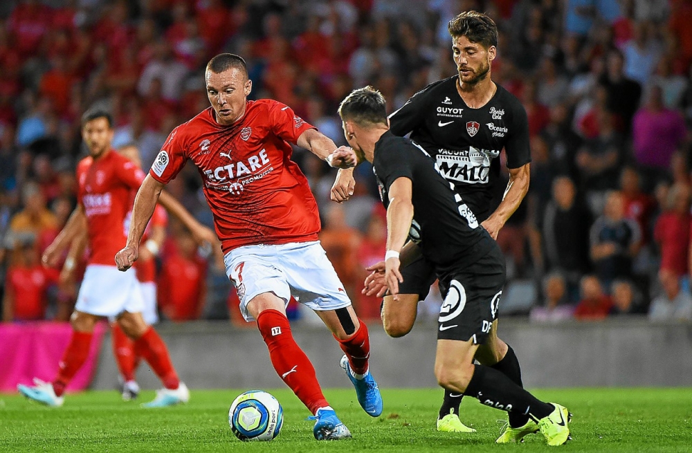 Nimes vs Brest (20h 23/8): “Bầy cá sấu” thắng dễ