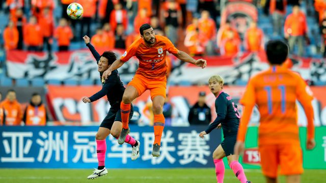 Shandong Luneng vs Dalian Yifang, 19h ngày 29/8: Hướng tới ngôi đầu