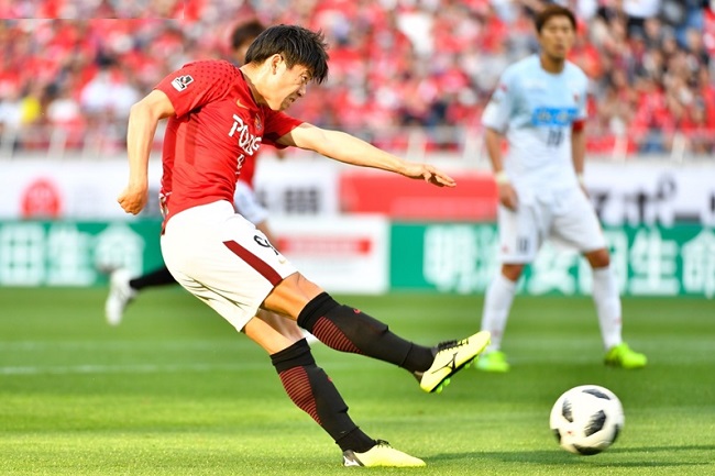Consadole Sapporo vs Urawa Reds, 11h05 ngày 13/9: Trượt dài