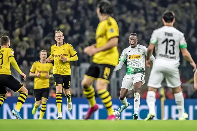 Borussia Dortmund vs Mgladbach, 23h30 ngày 19/9: Khắc tinh