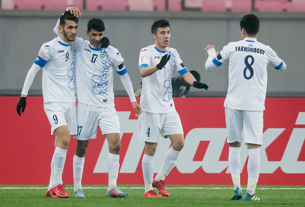 U23 Trung Quốc vs U23 Uzbekistan (20h15 12/1): Cản bước nhà vô địch?