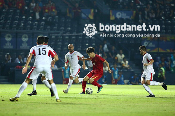U23 Việt Nam vs U23 Triều Tiên (20h15 16/1): Hi vọng mong manh