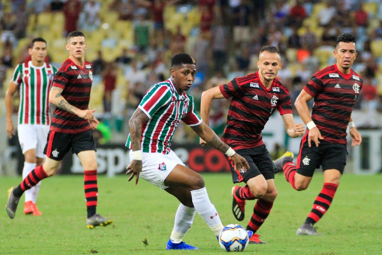 Flamengo vs Fluminense, 7h30 ngày 7/1: Con mồi ưa thích